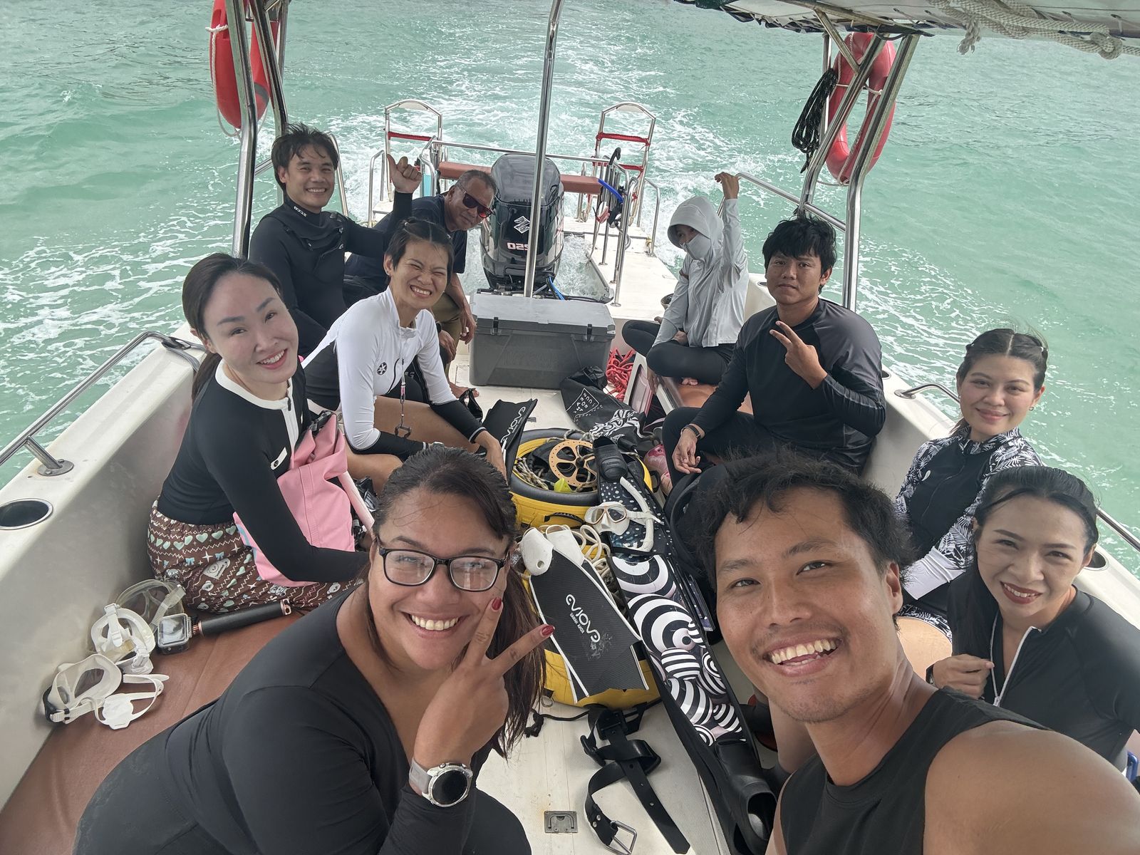 Certified freedivers and equipment together on a depth-training boat